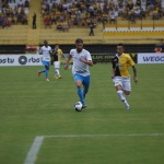 Tigre vence o Avaí com gol de “zagueiro artilheiro”
