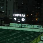 Figueirense venceu o Fluminense em noite de pouco público e de protestos
