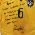 Figueirense já tem no Memorial camisa do Brasil autografada por Filipe Luís