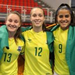 Três atletas de Santa Catarina conquistam o Sul Brasileiro de Futsal Feminino com a seleção brasileira