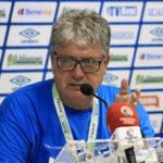Eternizado: Geninho coloca seu nome na lista dos treinadores campeões na Era Ressacada