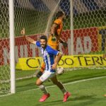 Avaí derrota o Figueirense com gol do uruguaio Gastón Rodriguez
