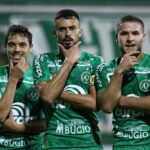Sobrando em campo, Chape derrota o Paraná Clube e recupera a liderança da Série B