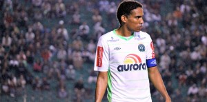 Com_apoio_de_familiares_na_arquibancada_Rafael_Lima_elogia_o_Ava_e_Hemerson_Maria