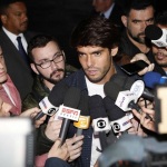 Copa América do Centenário: Dunga chama Kaká para a vaga de Douglas Costa