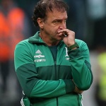 Figueirense é goleado pelo líder Palmeiras e presidente alvinegro nega troca de treinador