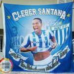 Bandeirão eterniza Cleber Santana no Avaí FC
