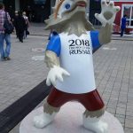 Mascote do Mundial 2018 é uma das atrações na Arena do Spartak