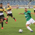 Série B: Criciúma fica no empate na estreia de Waguinho Dias
