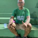 Pai do Kempes viu a classificação da Chape no Elcyr Resende em Saquarema (RJ)