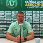 Vídeo – Técnico Umberto Louzer comenta sobre o empate contra o CSA na Arena Condá