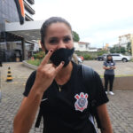 Vídeo – Momento em que a delegação do Corinthians Feminino seguiu para a Ressacada para a final contra o Avaí