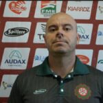 Vídeo – Com Paulo Baier suspenso, auxiliar técnico Luciano Almeida irá comandar o Próspera diante do Avaí