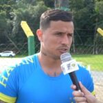 Vídeo – Atacante Edu e o zagueiro Sandro falam sobre o manifesto do grupo contra a perda de pontos no STJD