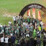 Vídeo – Verdão, Tri da Libertadores: Bastidores da grande final entre Palmeiras 2 x 1 Flamengo, no Uruguai