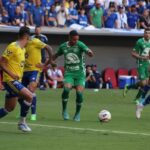 Série B: Chape fica no empate com o líder Cruzeiro no Mané Garrincha