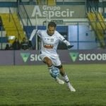 Atacante Júnior Dutra avalia início pelo Figueirense e mira título da Copa Santa Catarina