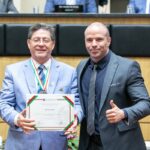 Presidente do Criciúma recebe a maior comenda do legislativo catarinense